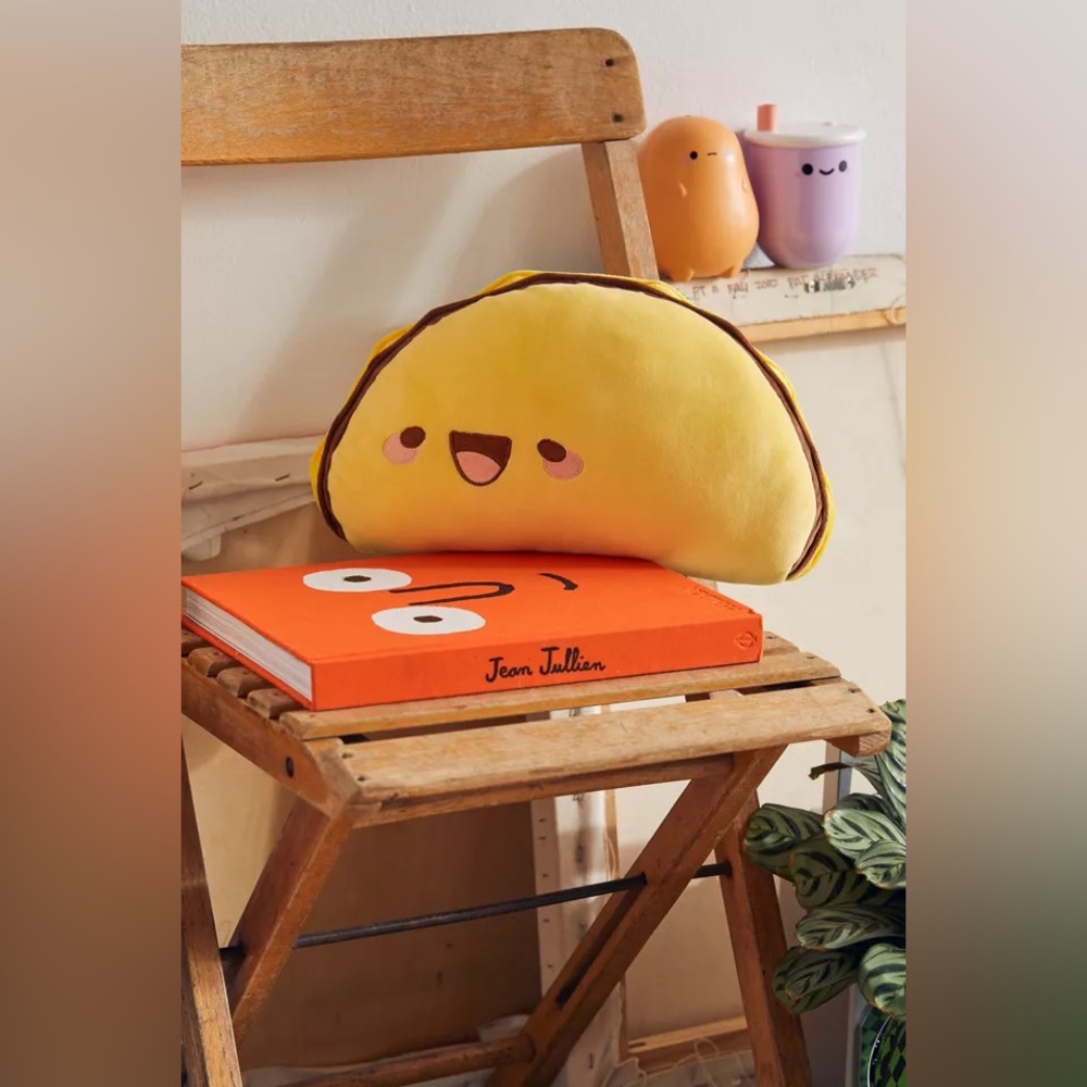 Smoko Taco Mochi Plushie